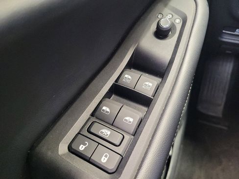 Used 2023 Jeep Grand Cherokee L Limited AWD/4WD image 27