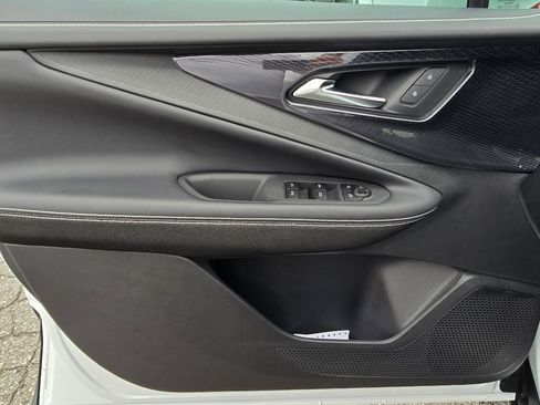 New 2025 Chevrolet Blazer EV LT AWD/4WD image 8