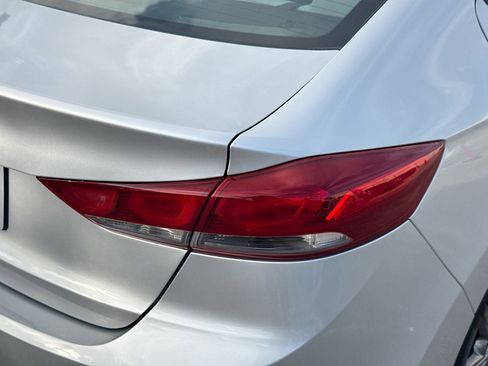 Used 2018 Hyundai Elantra SEL w/ Cargo Package image 26