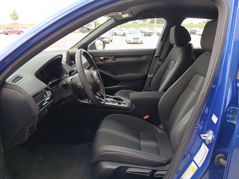 Used 2024 Honda Civic Sport image 8