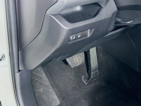 Certified 2025 Toyota RAV4 XLE FWD image 10