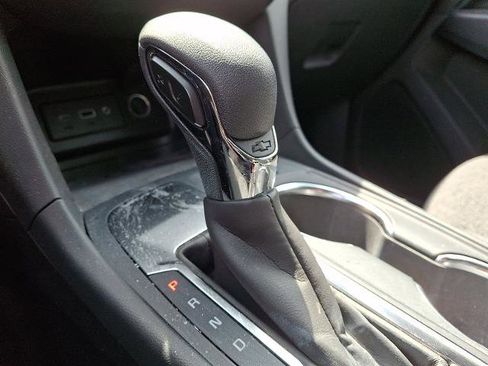 Used 2024 Chevrolet Equinox LT image 15