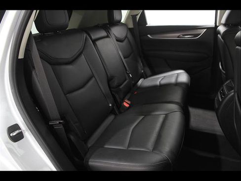 Used 2019 Cadillac XT5 Luxury FWD image 19