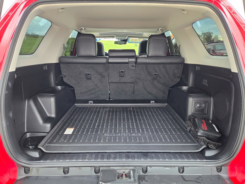 Used 2021 Toyota 4Runner Limited AWD/4WD image 29
