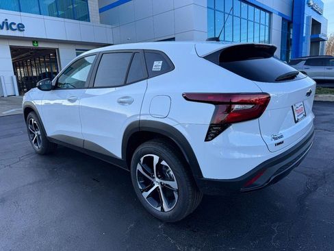 New 2026 Chevrolet Trax RS FWD image 28