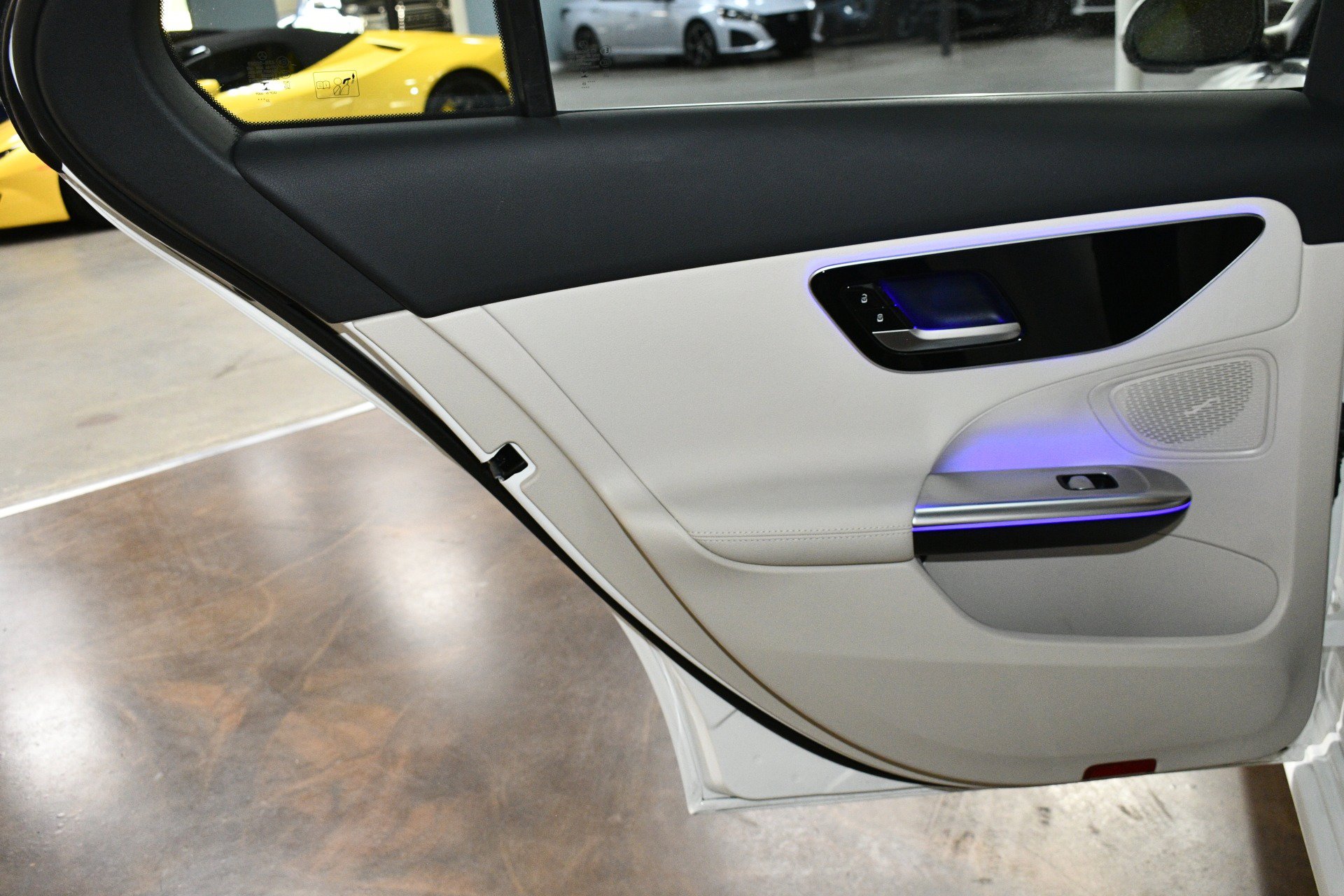 Used 2023 Mercedes-Benz C 300 Sedan image 43