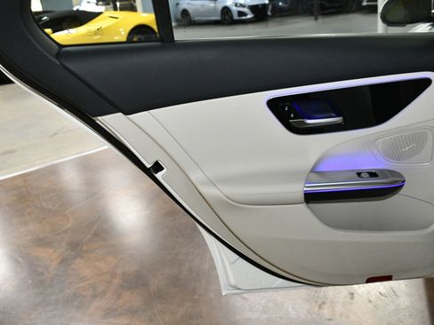 Used 2023 Mercedes-Benz C 300 Sedan image 43