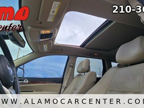 Used 2013 Jeep Grand Cherokee Limited w/ Trailer Tow Group AWD/4WD image 40