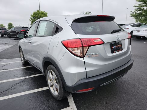 Used 2016 Honda HR-V LX image 13