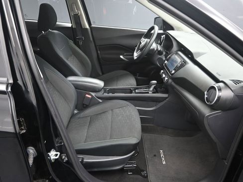 Used 2024 Nissan Kicks SV image 35