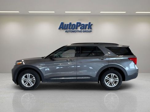 Used 2023 Ford Explorer XLT w/ Class IV Trailer Tow Package AWD/4WD image 4