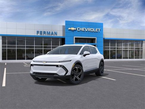 New 2026 Chevrolet Equinox EV LT w/ Convenience Package II image 9