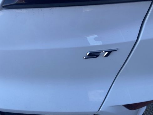 Used 2024 Buick Envista Sport Touring image 7