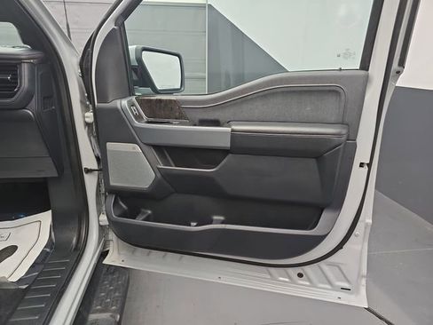 Used 2023 Ford F150 Lightning Lariat image 50