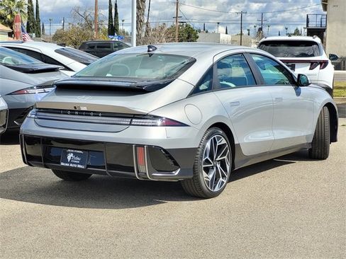 New 2025 Hyundai Ioniq 6 SEL image 4