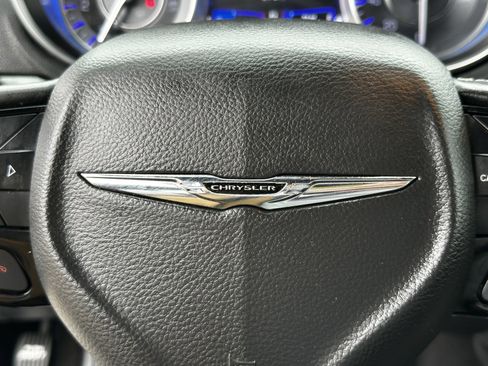 Used 2021 Chrysler 300 S image 24