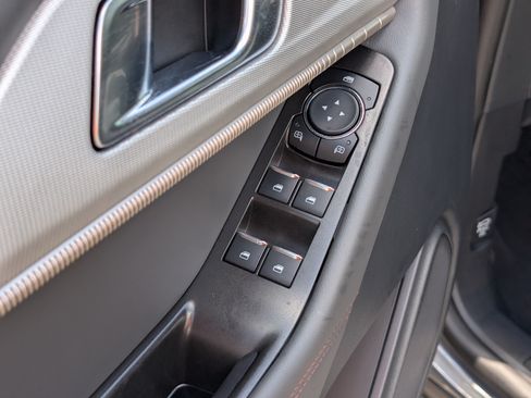 New 2026 Ford Explorer Active RWD image 18