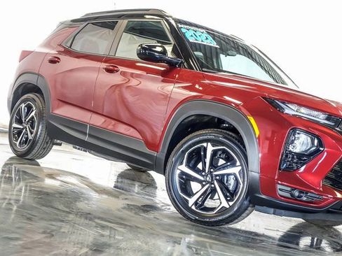 Used 2023 Chevrolet TrailBlazer RS AWD/4WD image 5