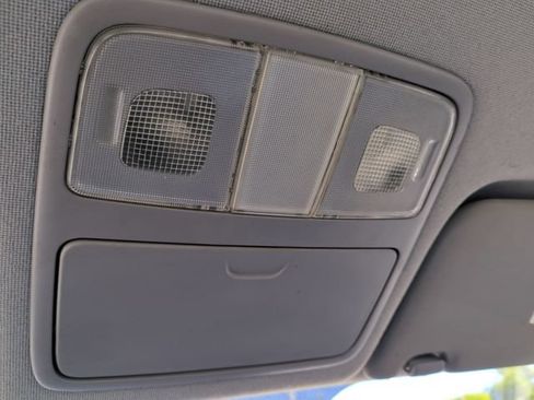 Used 2010 Hyundai Elantra FWD image 23