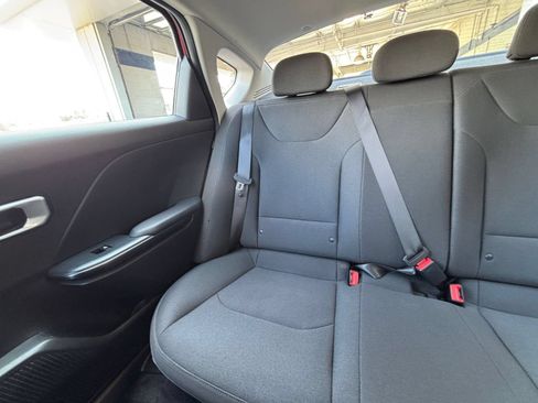 Used 2026 Kia K4 FWD image 38