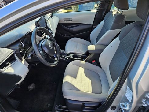 Used 2022 Toyota Corolla LE image 24