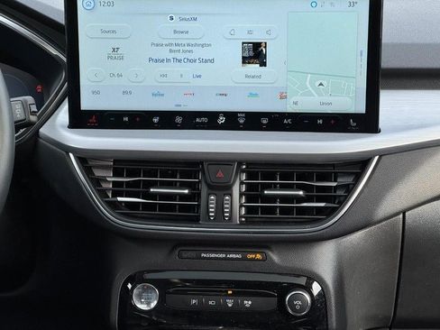 Used 2025 Ford Escape Platinum w/ Premium Technology Package image 13