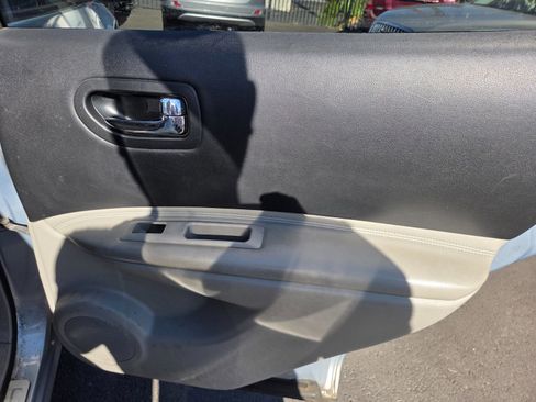 Used 2013 Nissan Rogue SL AWD/4WD image 13