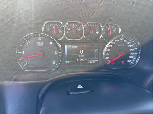Used 2019 GMC Yukon XL SLT AWD/4WD image 26