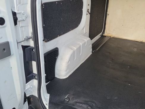 Used 2021 Nissan NV200 S FWD image 9