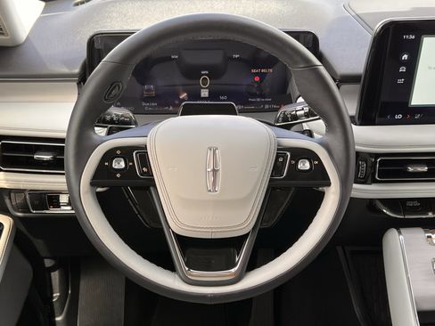 New 2025 Lincoln Aviator Reserve w/ Equipment Group 201A AWD/4WD image 10