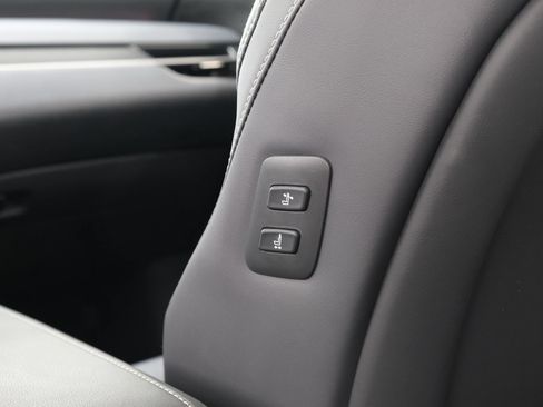 Used 2024 Lexus RX 450h AWD w/ Convenience Package image 36