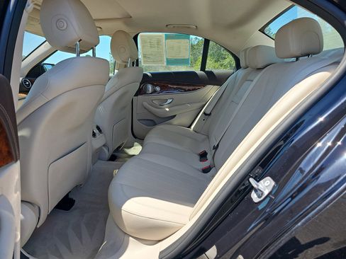 Used 2017 Mercedes-Benz E 300 image 15
