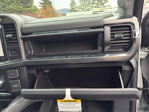 New 2026 Ford F350 Lariat w/ Black Appearance Package image 34