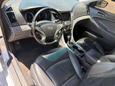 Used 2013 Hyundai Sonata SE w/ Navigation & Sunroof Pkg FWD image 10