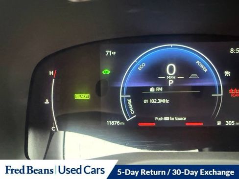 Used 2025 Toyota Camry SE AWD/4WD image 29