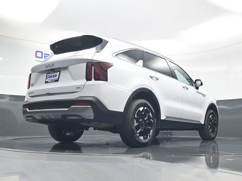 Certified 2026 Kia Sorento S AWD/4WD image 46