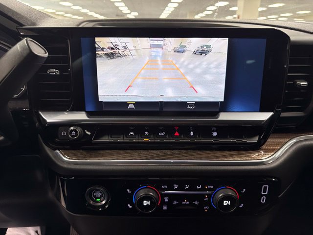 Used 2023 Chevrolet Silverado 1500 LT AWD/4WD image 19