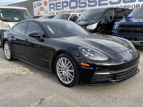 Used 2018 Porsche Panamera 4 image 6