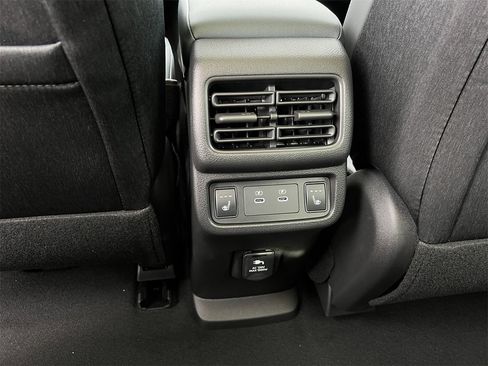 New 2026 Nissan Leaf Platinum+ image 15