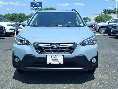 Used 2023 Subaru Crosstrek 2.0i Premium AWD/4WD image 2