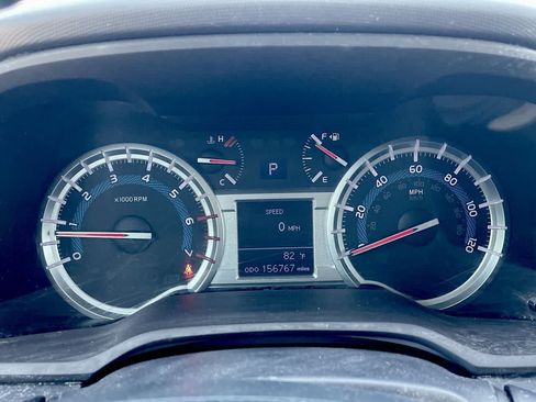 Used 2014 Toyota 4Runner SR5 AWD/4WD image 25