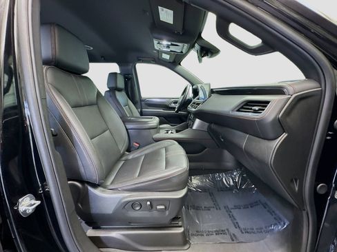 Used 2024 Chevrolet Suburban RST image 20