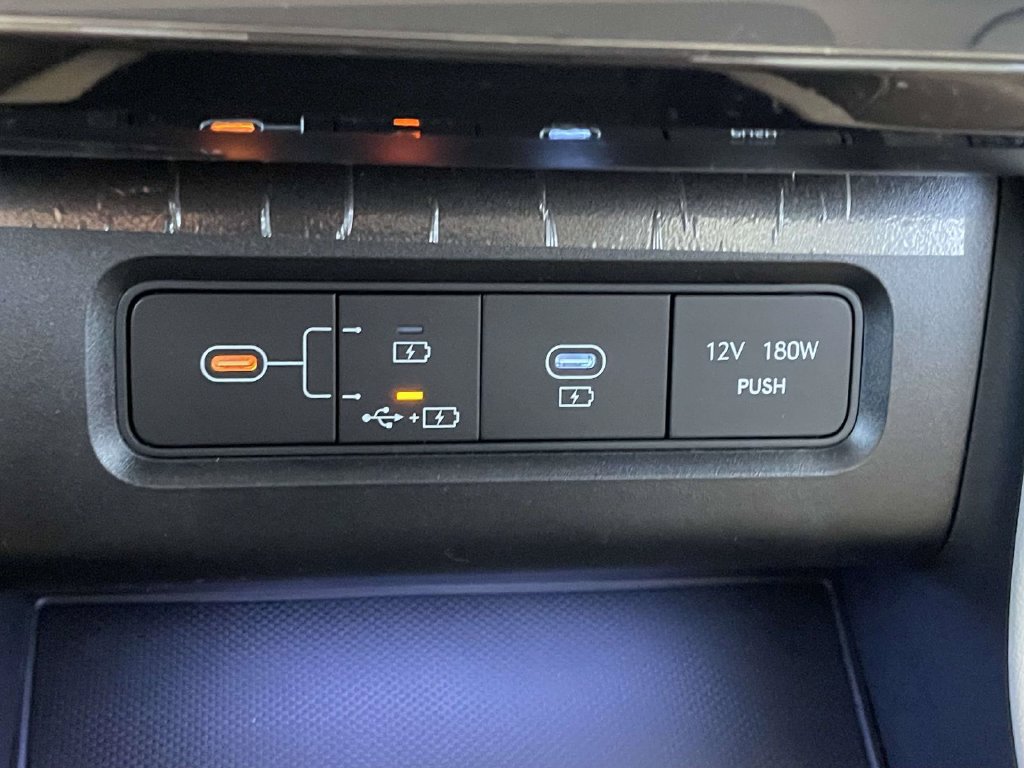 New 2026 Hyundai Tucson Limited AWD/4WD image 32