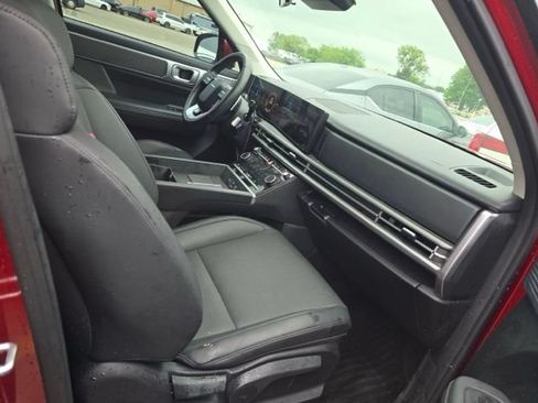 Used 2025 Hyundai Santa Fe SEL FWD image 14