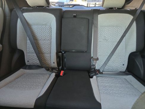 Used 2024 Chevrolet Equinox LS image 28