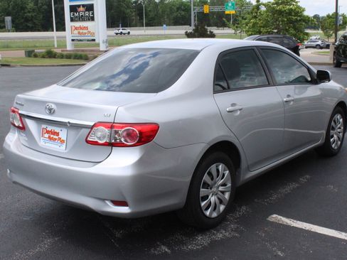 Used 2012 Toyota Corolla LE FWD image 6