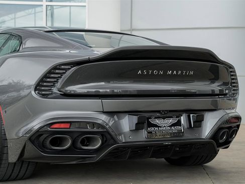 Used 2025 Aston Martin Vanquish V12 image 13