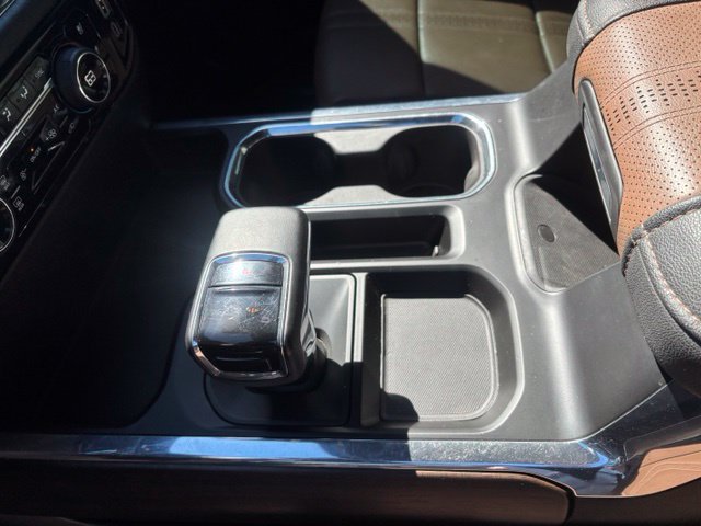 Used 2024 Chevrolet Silverado 1500 High Country AWD/4WD image 19