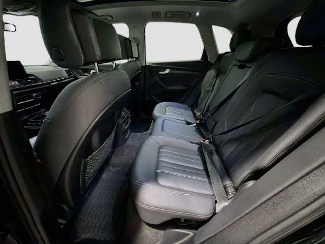 Used 2021 Audi Q5 2.0T Premium Plus w/ Premium Plus Package AWD/4WD image 22