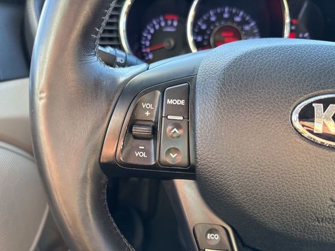 Used 2013 Kia Optima EX w/ Premium Pkg image 22